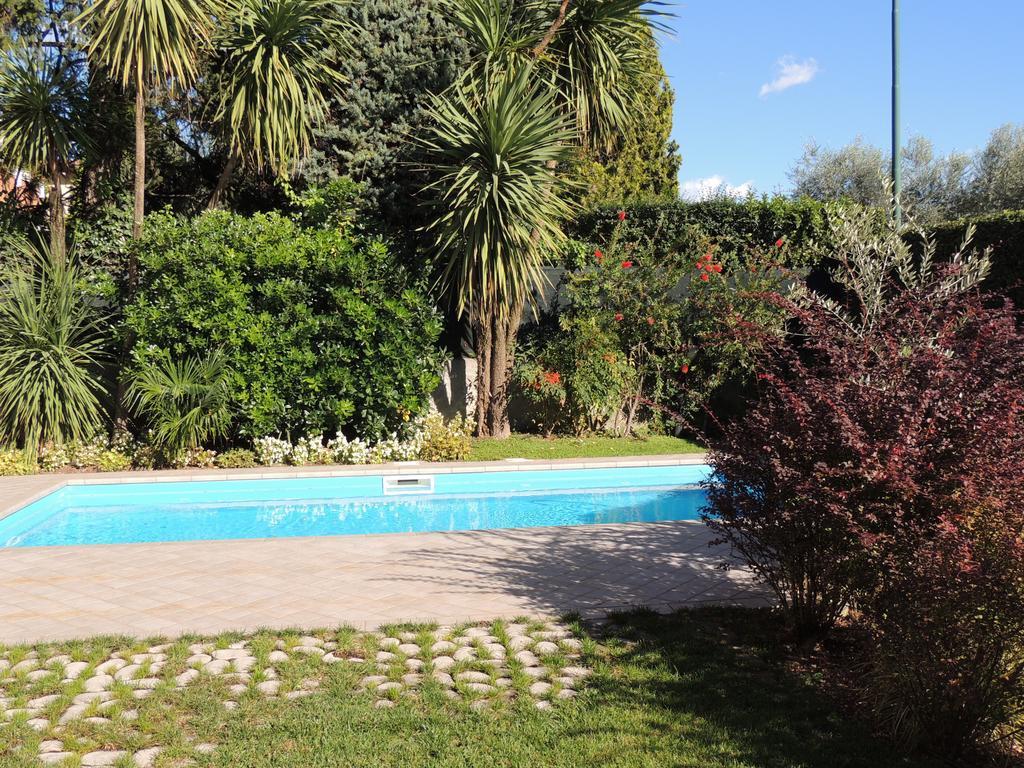 Villa Rosa Moniga del Garda Buitenkant foto