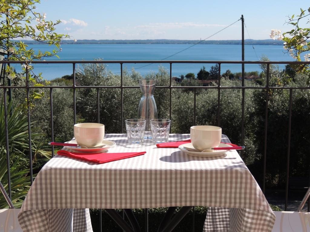 Villa Rosa Moniga del Garda Buitenkant foto